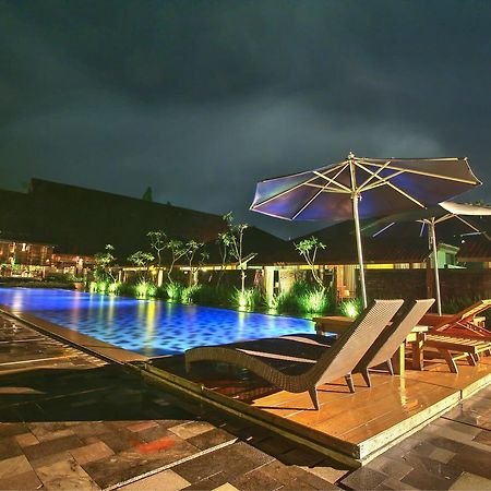 Shankara Borobudur Magelang Esterno foto